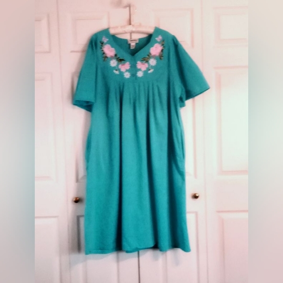 Expressions Dresses & Skirts - Expressions Embroidered Cotton Patio Dress In Turquoise, Size XL